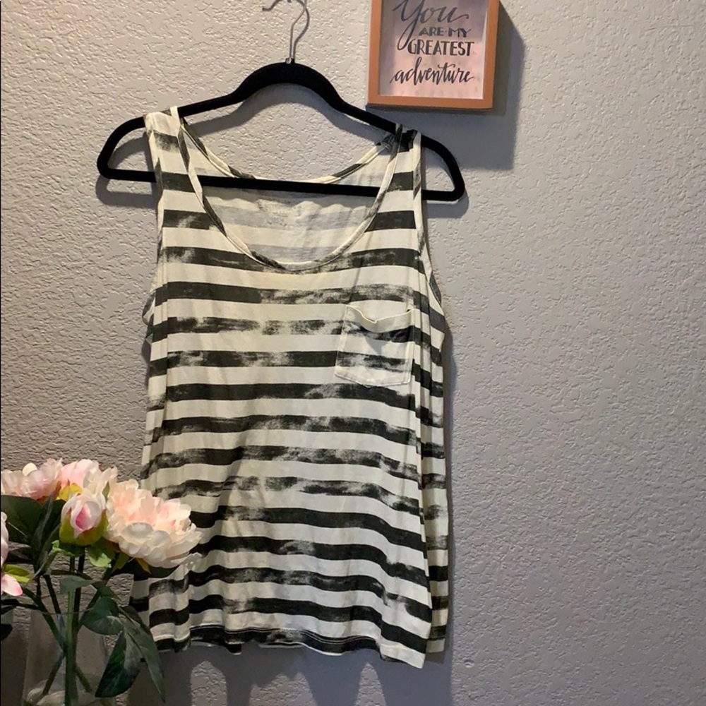 🌺motherhood maternity green striped tank size m